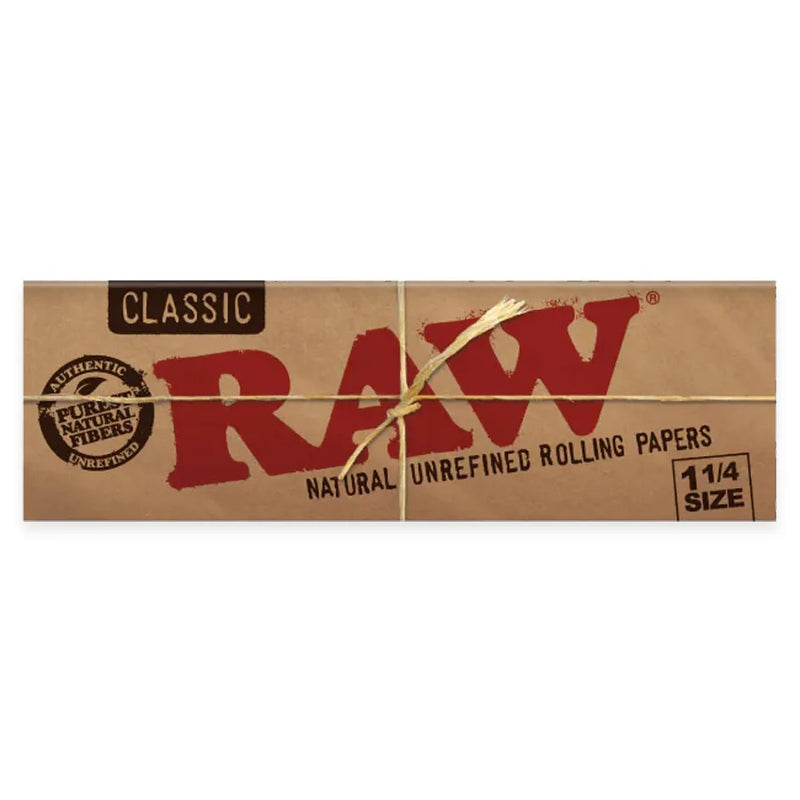 RAW classic 1.25 inch rolling papers pack. Closed pack showing the front flap.