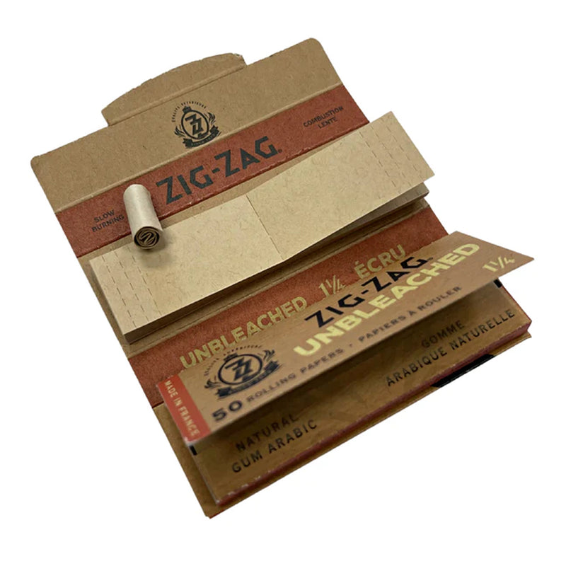 Zig-Zag - Unbleached 1.25" Rolling Papers with Tips - Display Box of 24